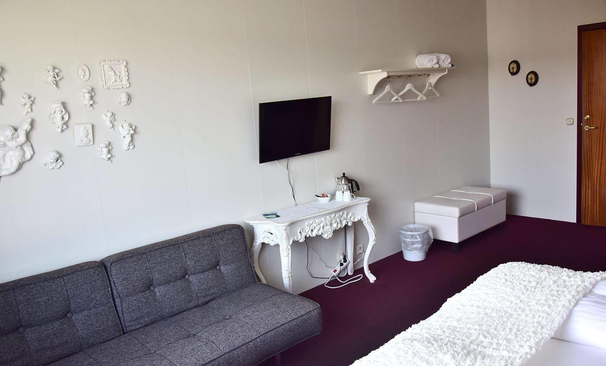 Guesthouse Hamar Îles Vestmann Extérieur photo